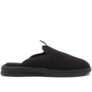 Never Worn LUSSO Cloud Pelli Indoor/Outdoor Slippers Black Size 11M
